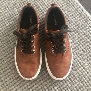 Old Navy Brown boat shoes